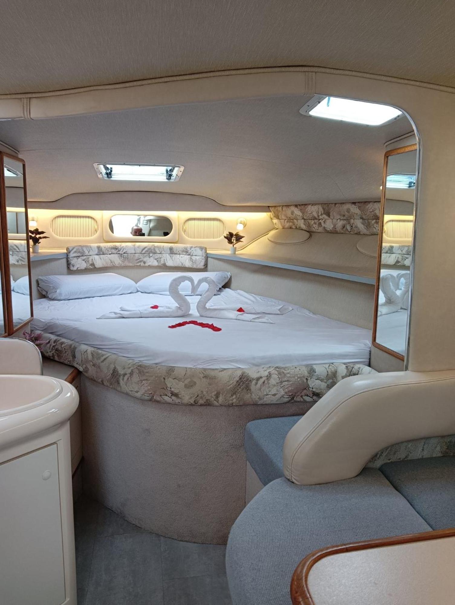 Diagonal Mar Sailboat Hotel Sant Adria de Besos Ngoại thất bức ảnh